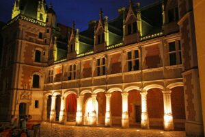 chateau-royal-blois-son-lumiere