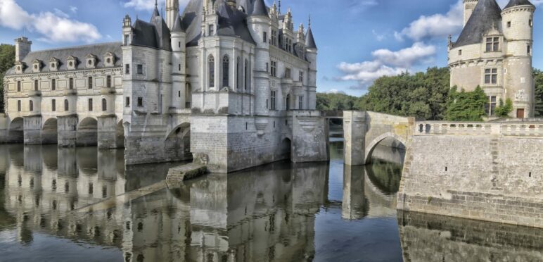 Chateau_de_Chenonceau.