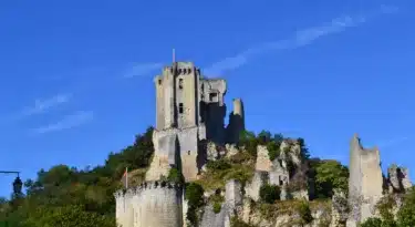 Ruines du château de Lavardin