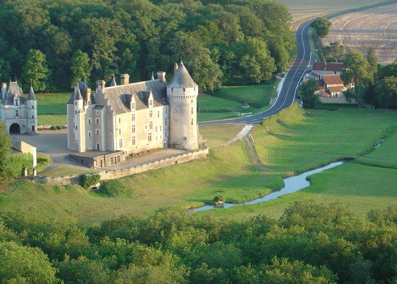 château de montpoupon