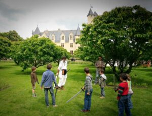 joute-enfants-chateau-rivau