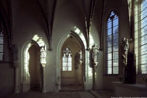 Château de Châteaudun, choeur de la chapelle basse de la sainte chapelle