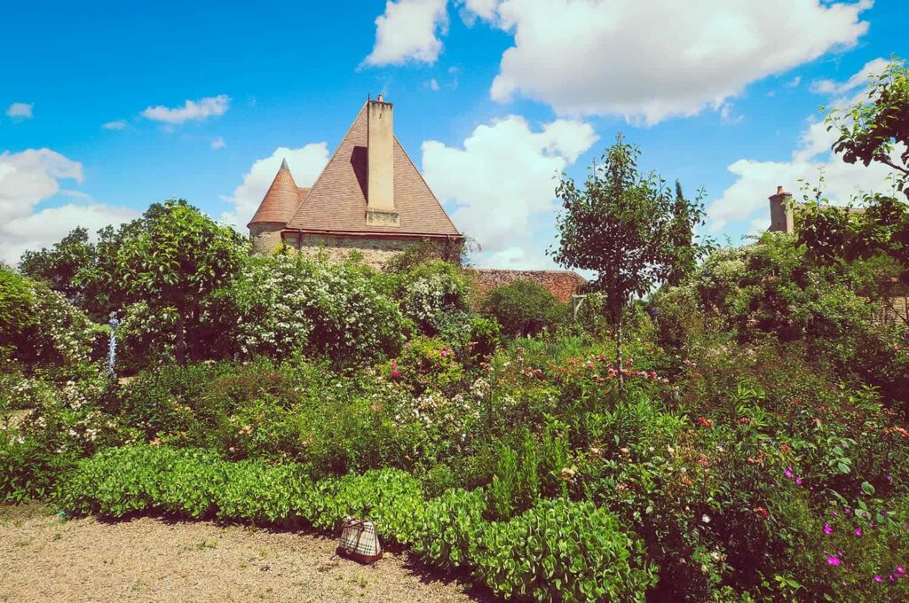 jardins-secrets-cher-chateau-drulon-berry-AD2T-M-PIERSON