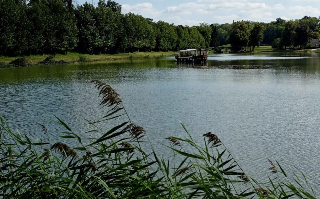 Châtillon-sur-Loire Gare d'eau de Mantelot (2) 2007 OT Terres de Loire et Canaux2