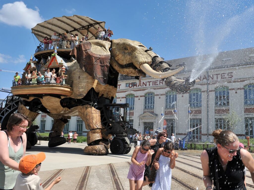 Le-Grand-Eléphant.-Les-Machines-de-l’île.-Nantes-©-Jean-Dominique-Billaud-Nautilus_LVAN-1320x990