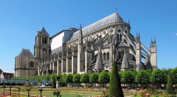 Cathedrale de Bourges - Daniel Jolivet cc - My Loire Valley