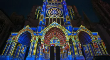 Chartres en Lumiere cathédrale notre dame de Chartres