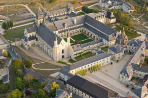 Abbaye de Fontevraud par Pierre Mairé