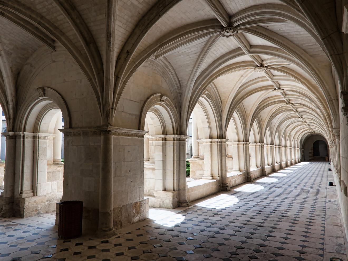 Cloître du grand moûtier, de l'abbaye de Fontevraud par Jean-Christophe Benoist