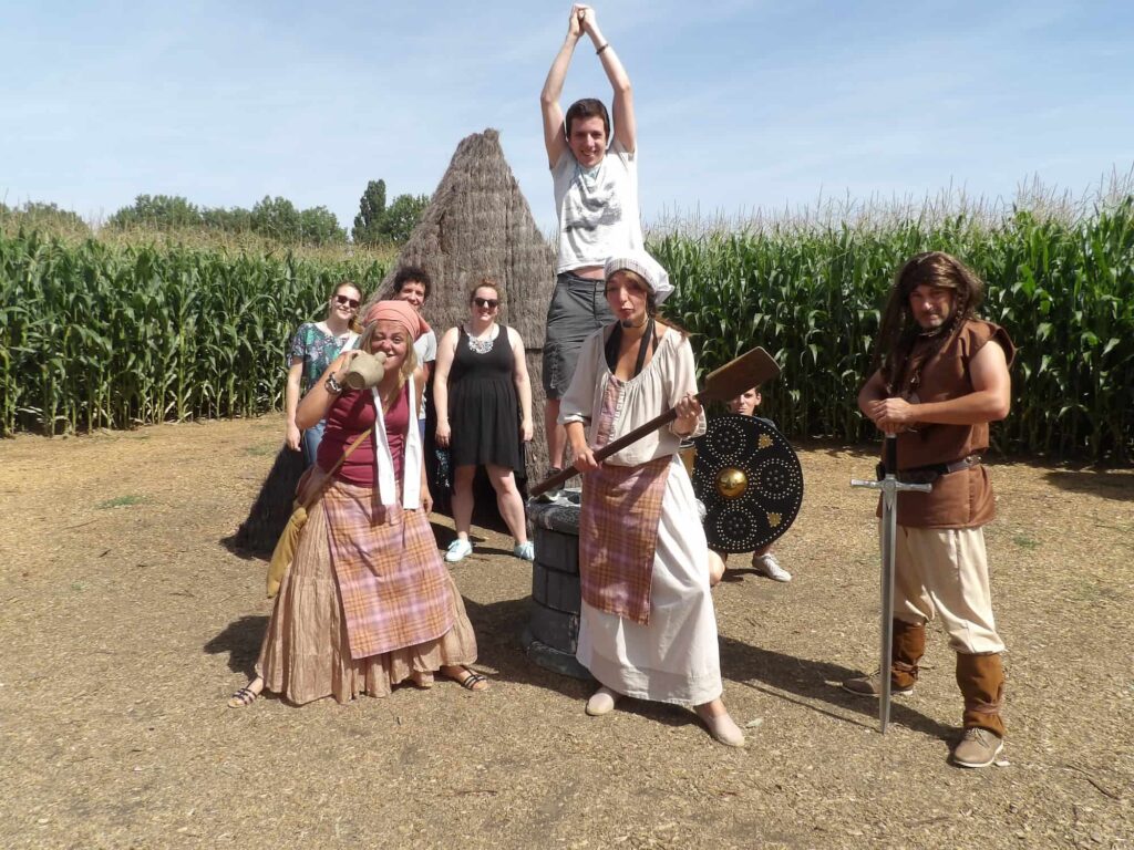 Personnages, Labyrinthe de Beaugency - My Loire Valley