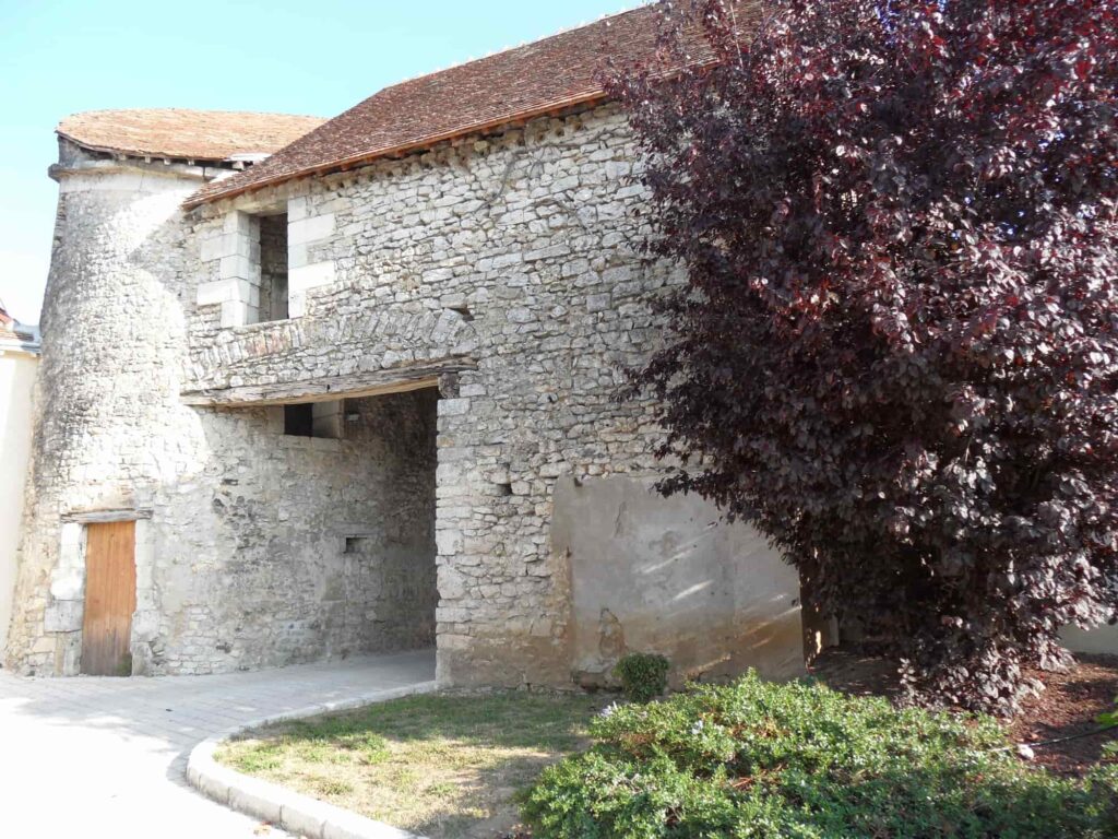 Pigeonnier Thenay - Mairie de Thenay - c - My Loire Valley