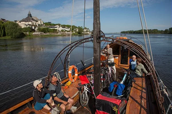 bateau-candes-saint-martin©P.Forget - CRT Centre-Val de Loire