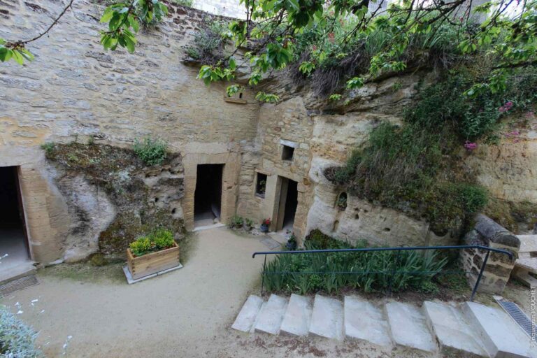 village-troglodytiques-louresse-rochemenier-anjou-enguerran-fouchet-cc