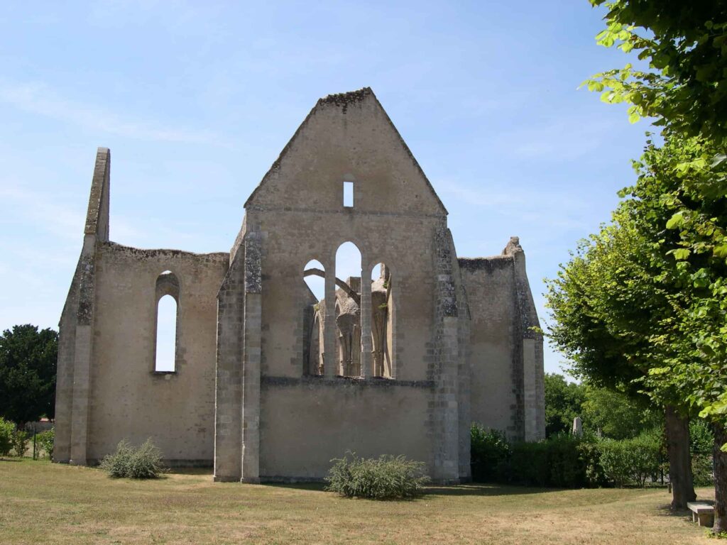 France_Loiret_Yevre-le-Chatel_Eglise_Saint-Lubin