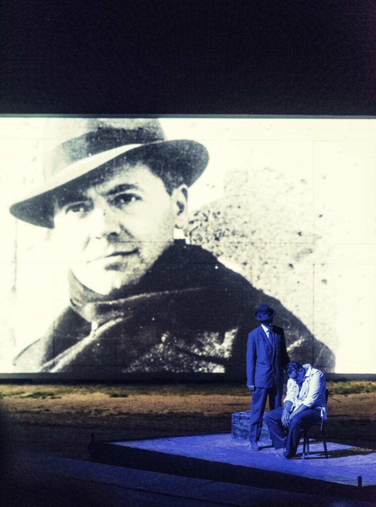 Jean-Moulin - Cléry Son et Lumière