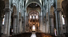 interieur-eglise-notre-dame-chateauroux-c-boussole-voyageuse