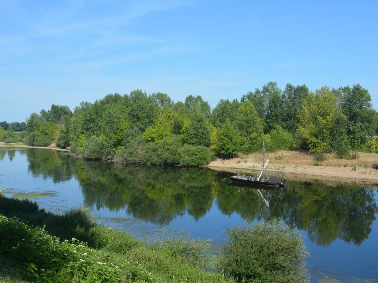 Port de St Dye sur Loire