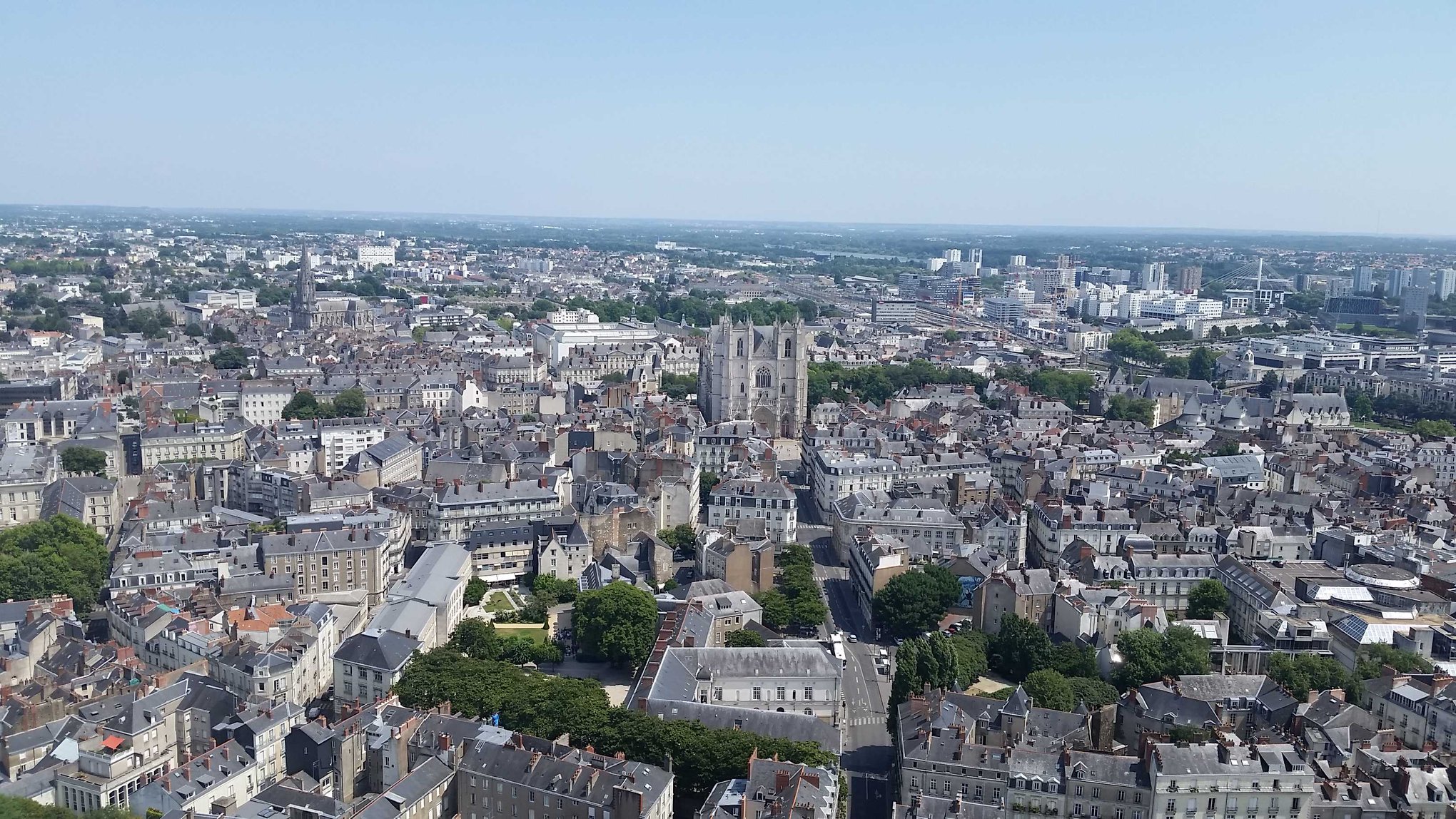 le-nid-tour-bretagne-nantes