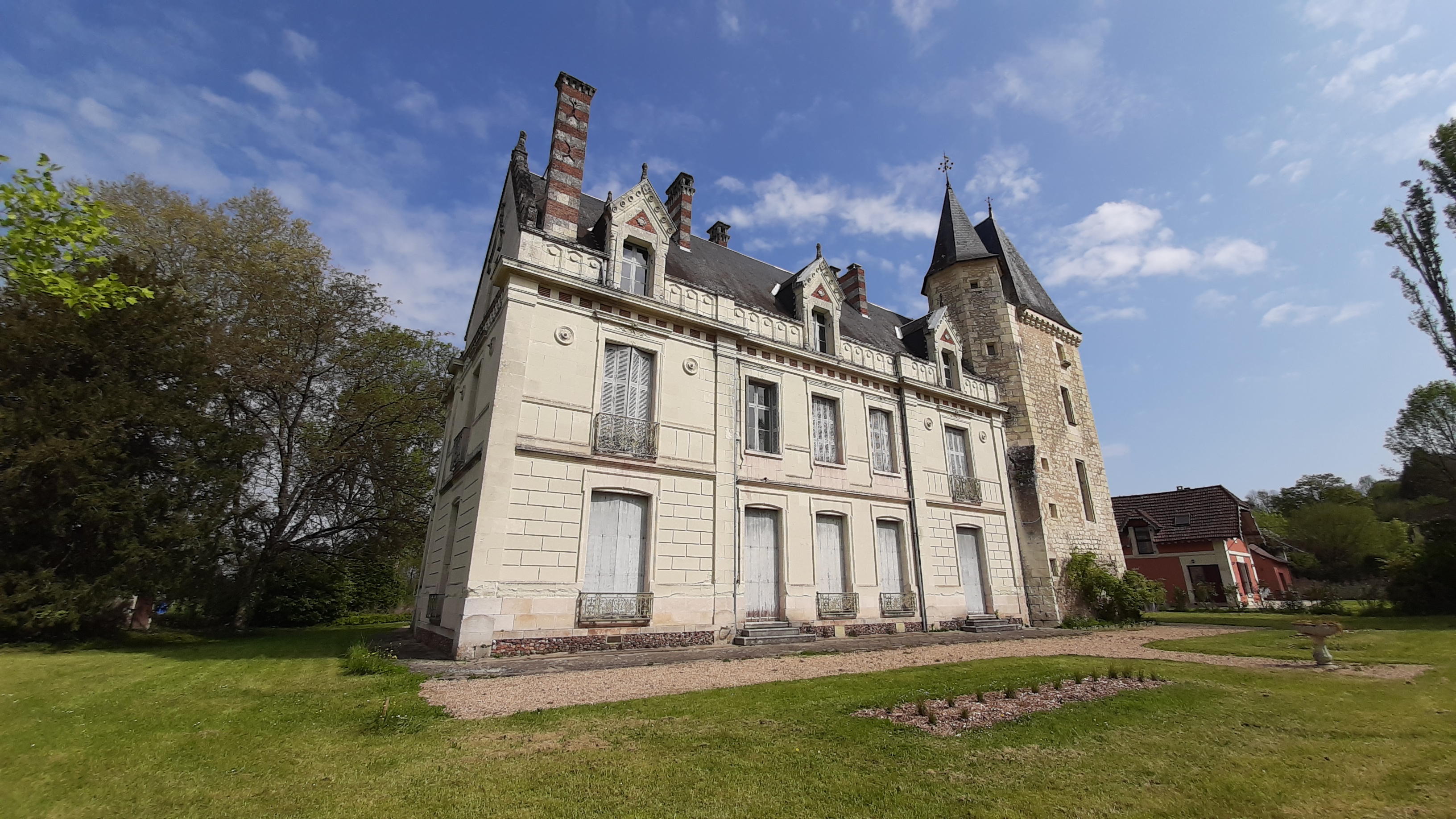 Château de Monthoiron