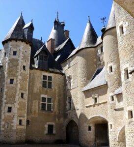 Chateau-Fougeres-sur-Bievre-9725_BMoriceau_CRT-CentreValdeLoire