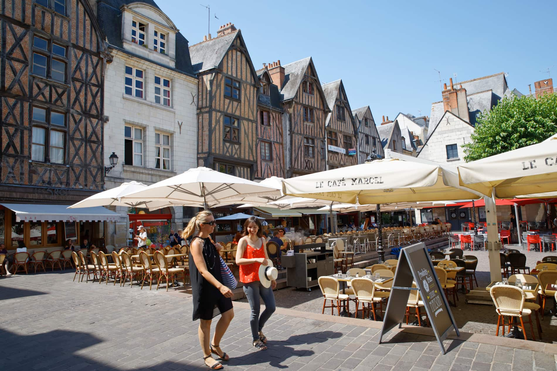 la place plumereau à Tours