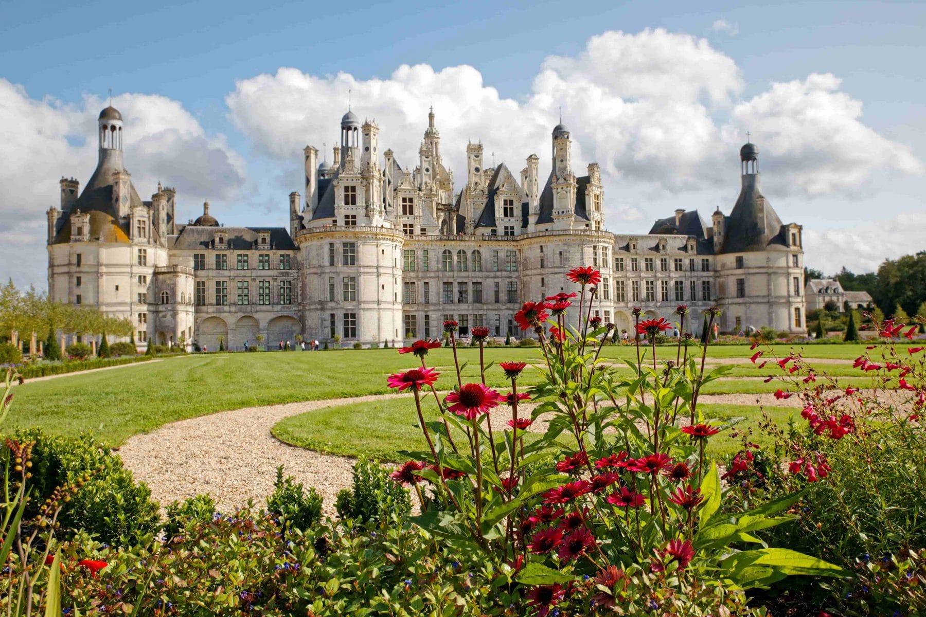 Les jardins à la française du château de Chambord © Christophe Mouton