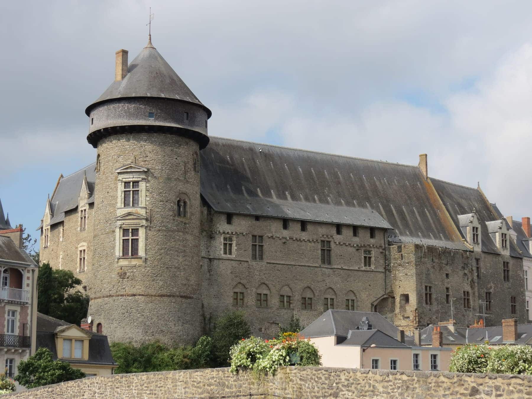 chateau de laval