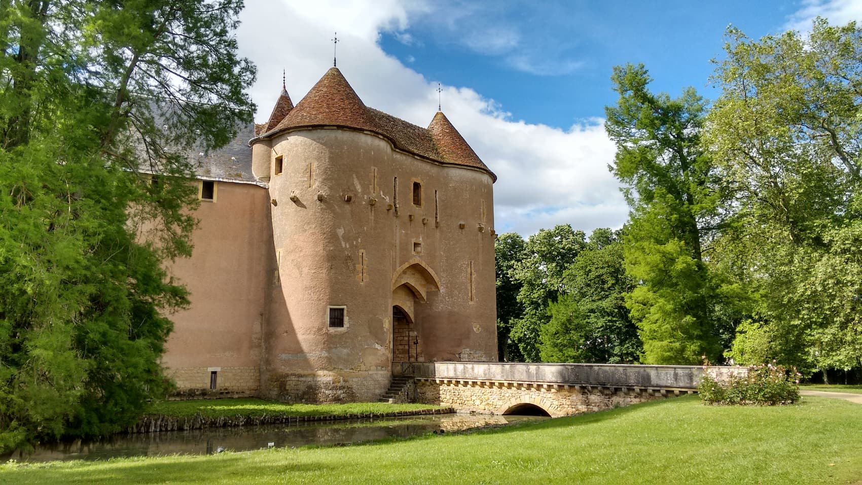 Château d'Ainay le Vieil