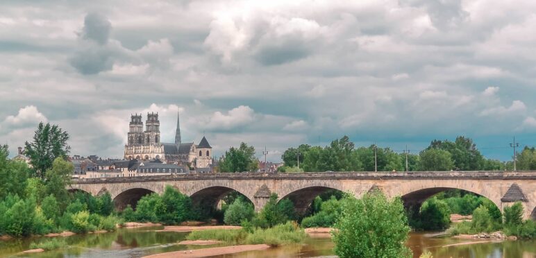 Orléans vue sur le pont George V © Les Photos de Clélia