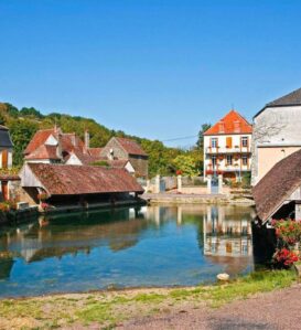 Village de Varzy dans la Nièvre