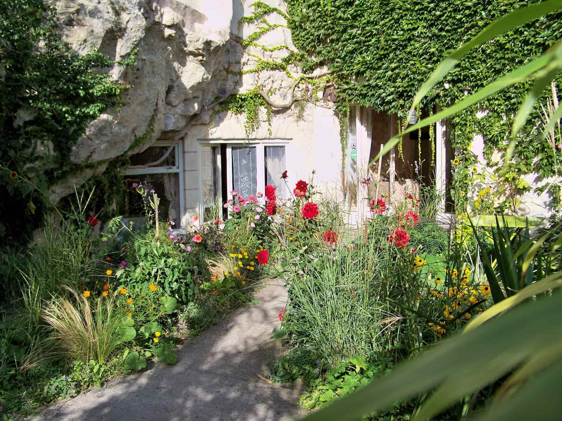 nuit insolite indre et loire hôtel troglododo azay-le-rideau