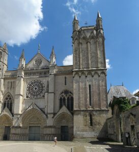 cathédrale saint pierre poitiers