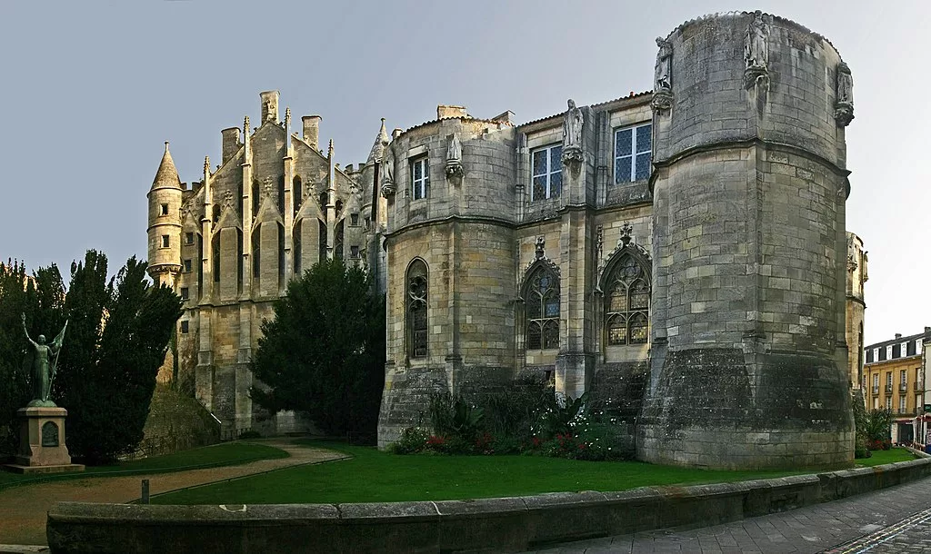 Palais des comtes de poitiers